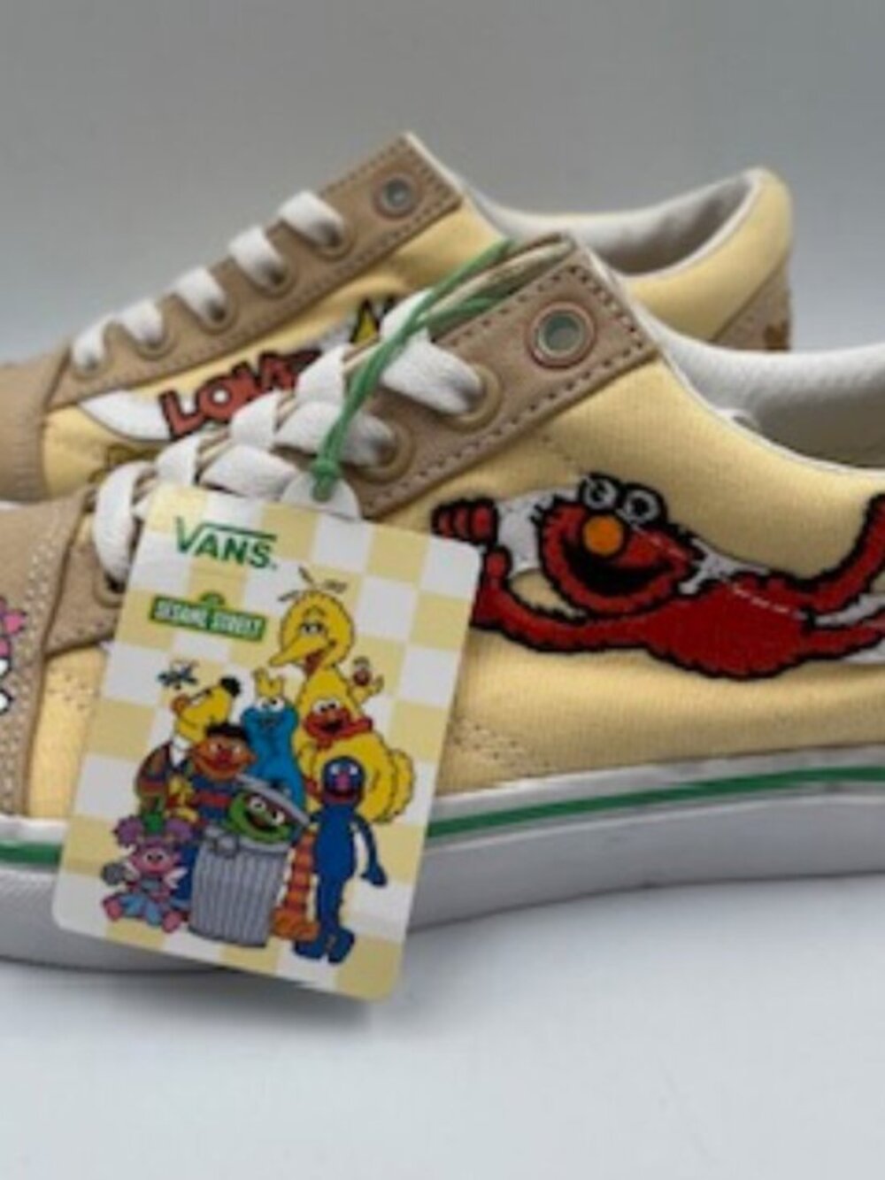 NEW Vans Sesame Street collab sneakers Women’s size 5.5 Embroidered Beige shoes - Picture 2 of 9